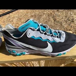 Nike element 55 “pure platinum” color way